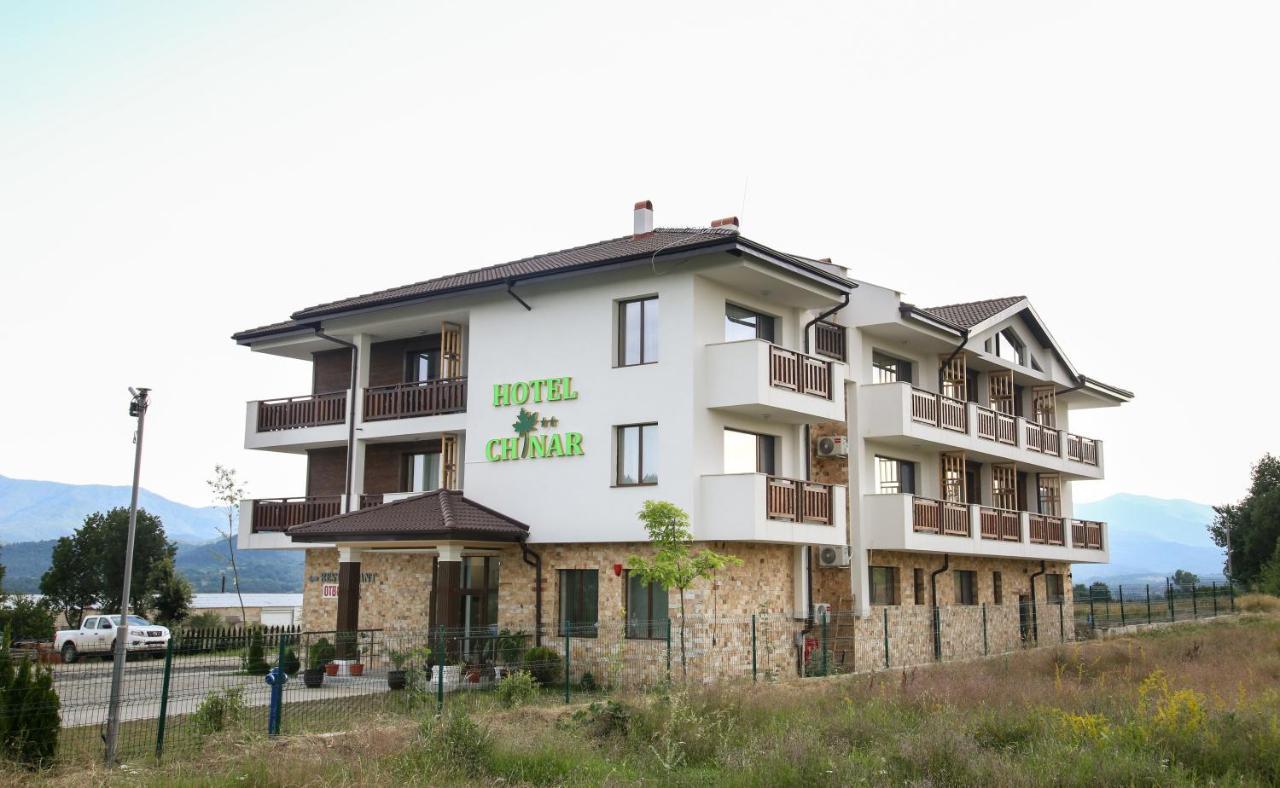 Хотел Чинар Кирково Exterior photo
